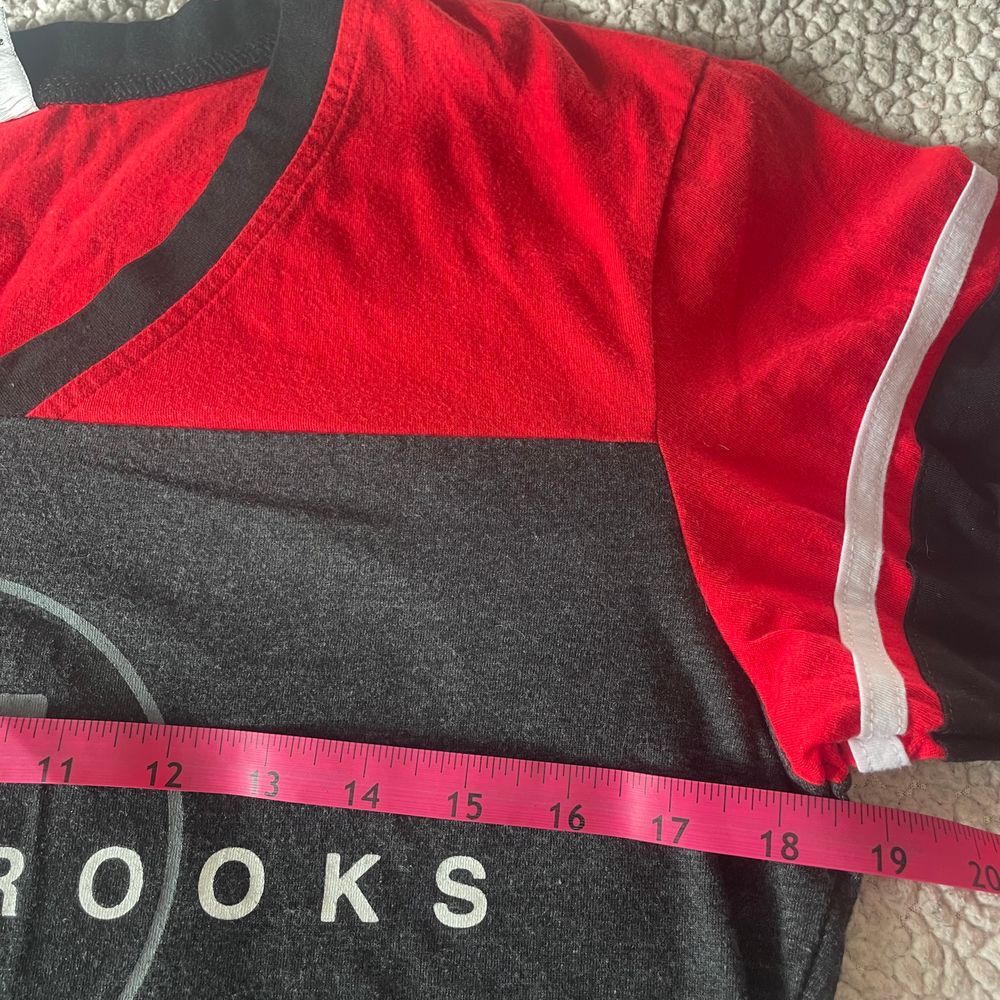 Garth Brooks Country Music Womens gray red Tour Jersey Shirt Short Sleeve Large - Picture 14 of 14